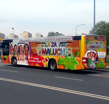 Sala Zabaw Maluch reklama autobus
